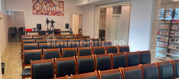 5 rooms Office in Milan, Italy No. 355709 9