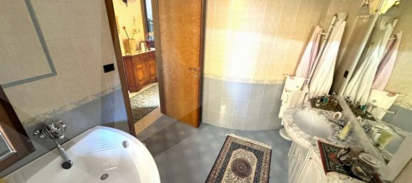 Вилла с 5 комнатами в Барлетта, Италия № 26636 17