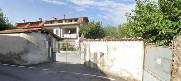 4 bedrooms House in Prevalle, Italy No. 323749 3