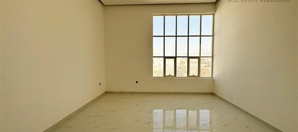 5 bedrooms Villa in Al Qusaidat, UAE No. 94533 7