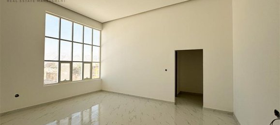 5 bedrooms Villa in Al Qusaidat, UAE No. 94533 19