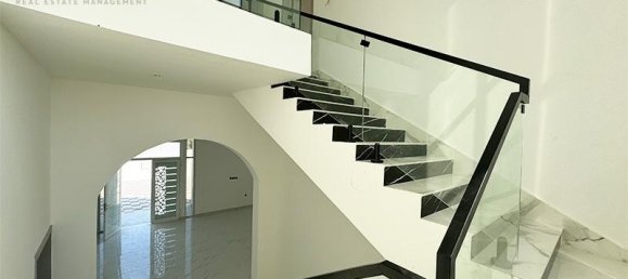 5 bedrooms Villa in Al Qusaidat, UAE No. 94533 25