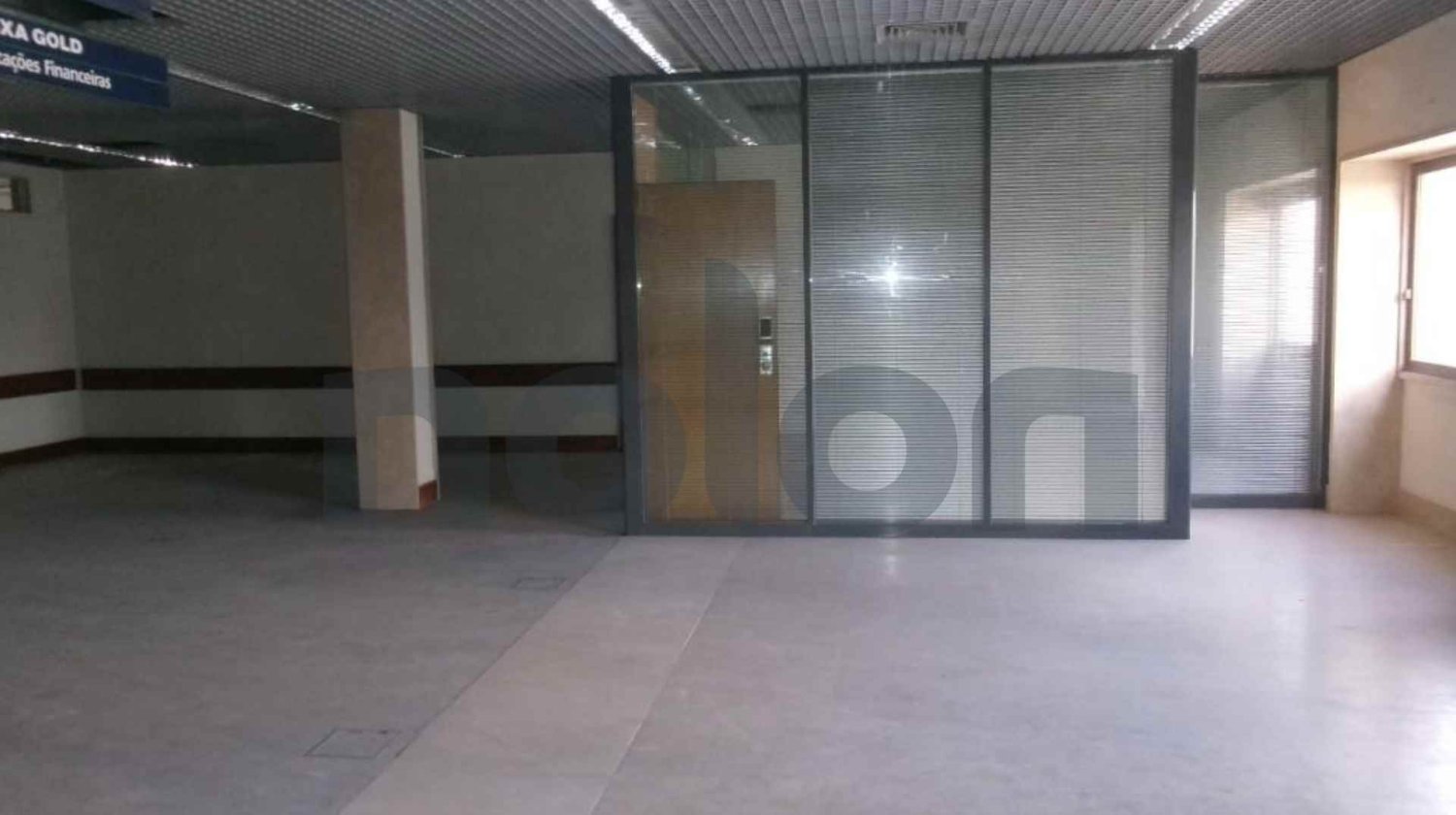 162m² Commercial property in Montemor o Velho, Portugal No. 70994