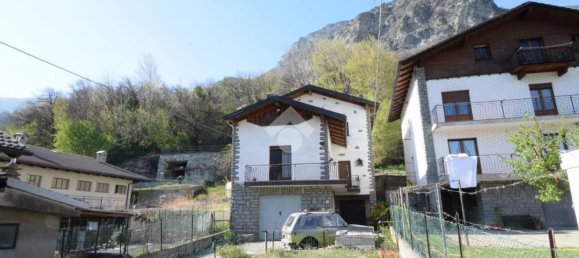 6-Zimmer Haus in Chatillon, Italy, Nr. 159156 30