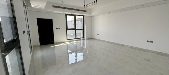 5 chambres Villa à Abu Dhabi, UAE No. 25471 2