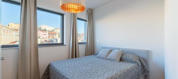 2 bedrooms Penthouse in Lisbon, Portugal No. 111998 3