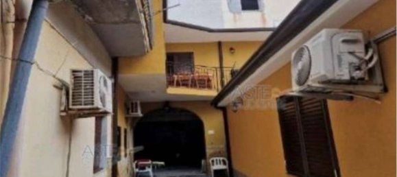 3 Schlafzimmer Wohnung in Catania, Italy, Nr. 220868 2