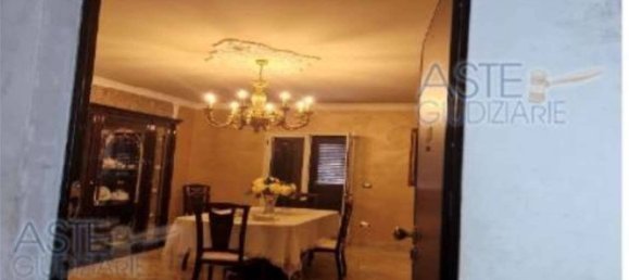 3 Schlafzimmer Wohnung in Catania, Italy, Nr. 220868 3