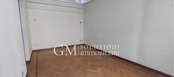 1 bedroom Apartment in Milan, Italy No. 313921 2