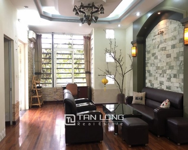 Apartamento de 2 dormitorios en Tay Ho, Vietnam No. 2011