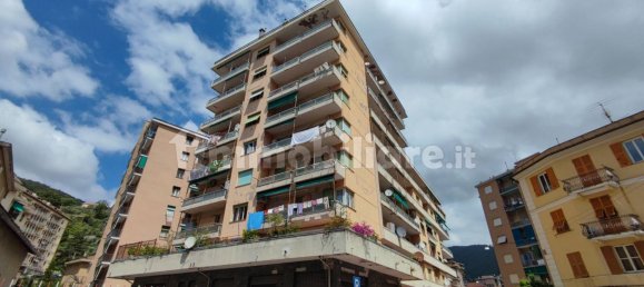 3 bedrooms Apartment in Genoa, Italy No. 179732 10