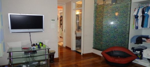 4 bedrooms Villa in Tay Ho, Vietnam No. 3204 26