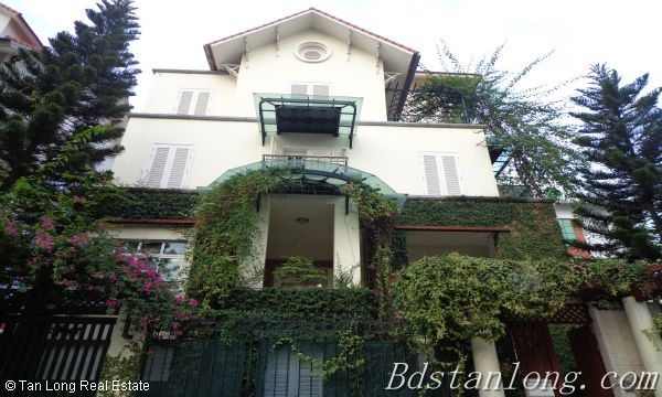 4 bedrooms Villa in Tay Ho, Vietnam No. 3204