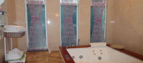 4 bedrooms Villa in Tay Ho, Vietnam No. 3204 21