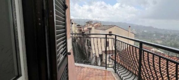 14غرفة منزل في Monte Porzio Catone, Italy رقم 15197 2