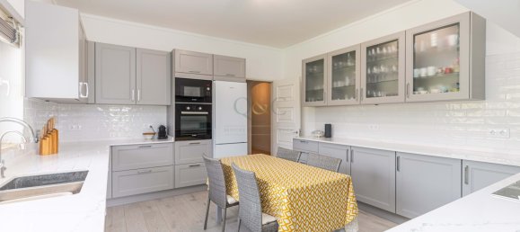 5 bedrooms Villa in Guia, Portugal No. 190473 25