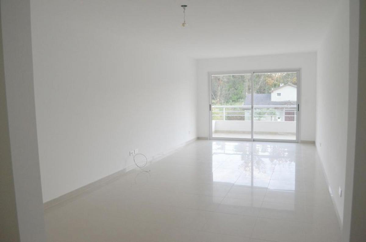 Квартира с 2 спальнями в Мальдонадо, Уругвай № 11048