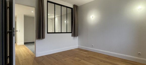 2 bedrooms Apartment in Orleans, France No. 103487 2