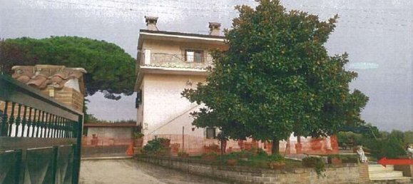 Studio in Genzano di Roma, Italy, Nr. 291963 4