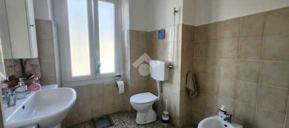 4-Zimmer Wohnung in Genoa, Italy, Nr. 155906 12