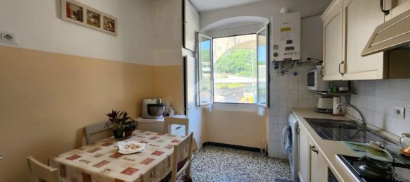 4-Zimmer Wohnung in Genoa, Italy, Nr. 155906 6