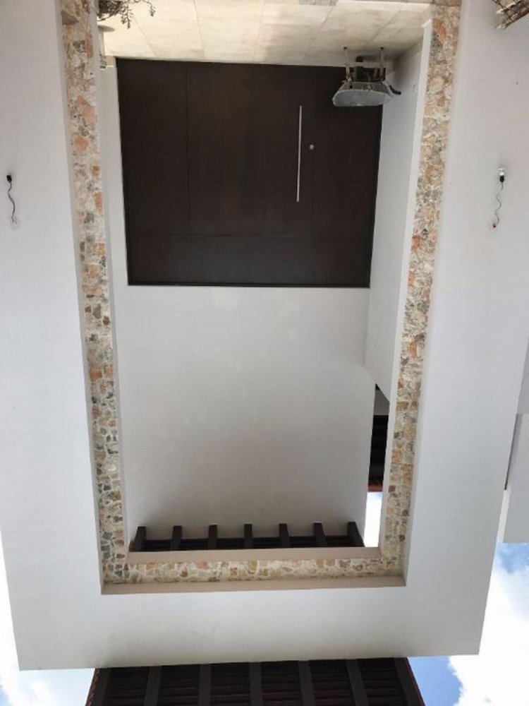 Casa de 5 dormitorios en Mérida, Mexico No. 49861