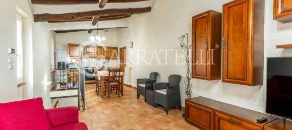 1 bedroom Apartment in Montepulciano, Italy No. 151822 5