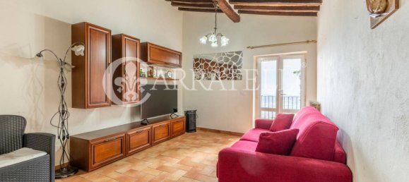 1 bedroom Apartment in Montepulciano, Italy No. 151822 3