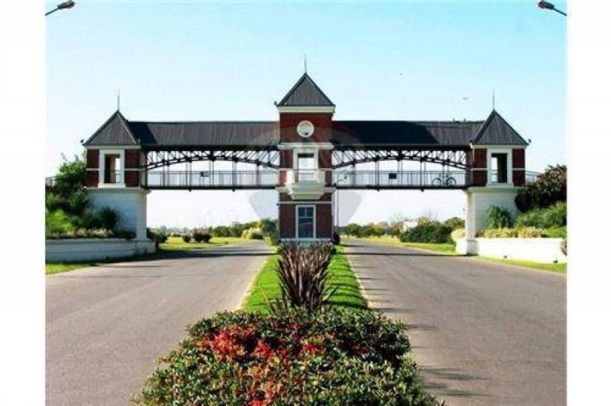 Land in Pilar, Argentina No. 121393