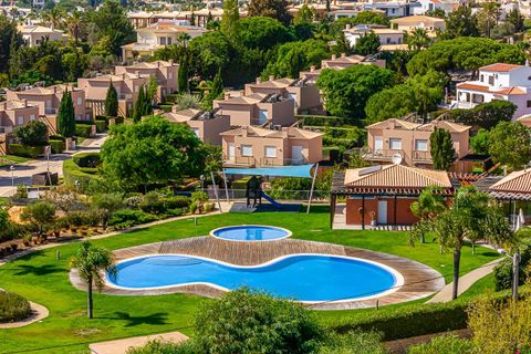 2 bedrooms Villa in Lagoa, Portugal No. 255559