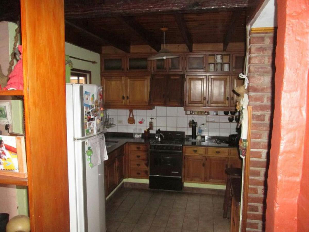 Casa de 2 dormitorios en Mar del Plata, Argentina No. 78844