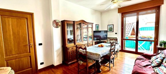 4 rooms Apartment in Lissone, Italy No. 22356 8
