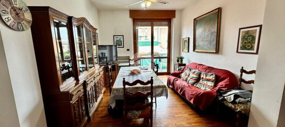 4 rooms Apartment in Lissone, Italy No. 22356 10