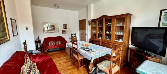 4 rooms Apartment in Lissone, Italy No. 22356 2
