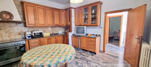 5-Zimmer Haus in Monteprandone, Italy, Nr. 227720 12