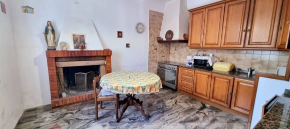 5-Zimmer Haus in Monteprandone, Italy, Nr. 227720 11
