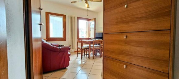 2 rooms Apartment in Vicenza, Italy No. 113800 8