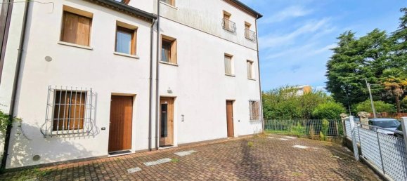 2 rooms Apartment in Vicenza, Italy No. 113800 11