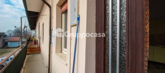 Casa de 3 divisões em Bernate Ticino, Italy N.º 42588 3