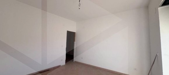 Apartamento de 4 habitaciónes en Ischitella, Italy No. 17818 4