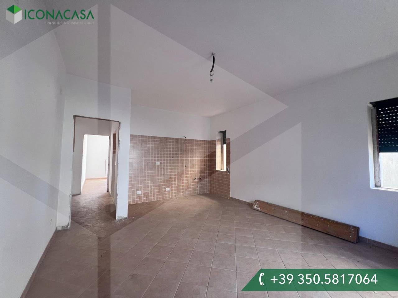 Apartamento de 4 habitaciónes en Ischitella, Italy No. 17818