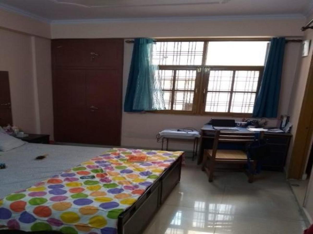 2 bedrooms House in Lucknow, India No. 18559