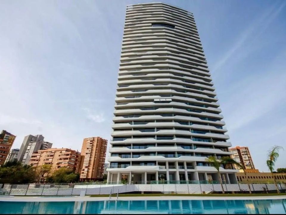 Квартира с 2 спальнями в Бенидорм, Испания № 188228