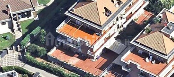 2 bedrooms Apartment in Rome, Italy No. 191003 10