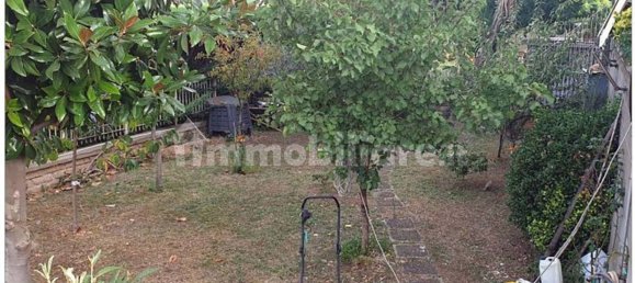 2 bedrooms Apartment in Rome, Italy No. 191003 8