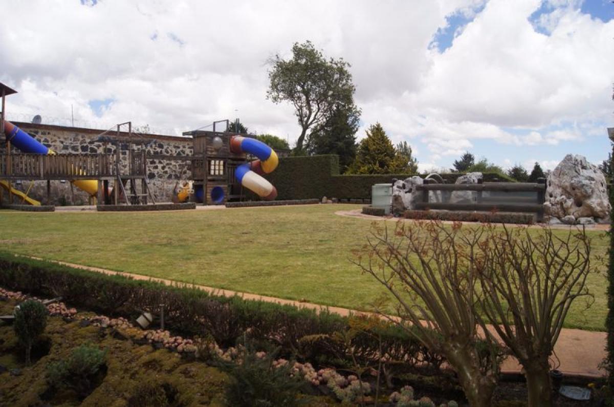  Land in Lerma, Mexico No. 205303