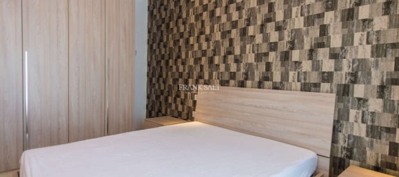 2 bedrooms Penthouse in Ta' Xbiex, Malta No. 9730 16