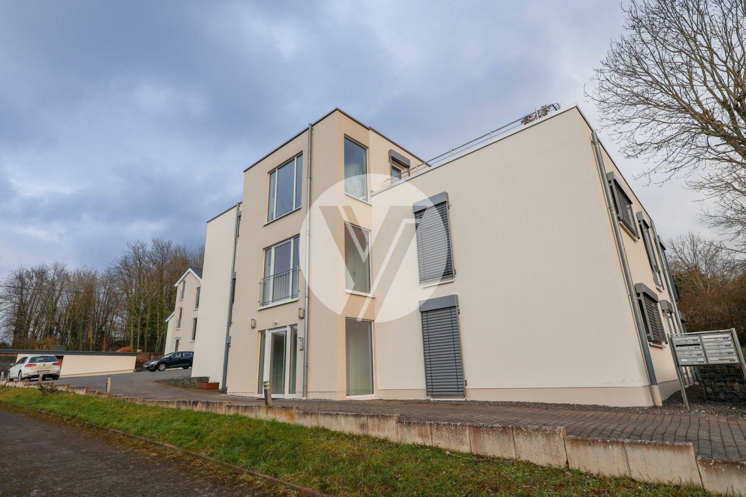 Квартира с 6 комнатами в Рейн-Лан, Германия № 205227