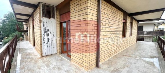 3 bedrooms Apartment in Frosinone, Italy No. 51606 23