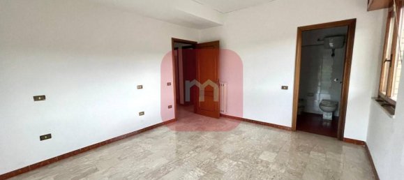 3 bedrooms Apartment in Frosinone, Italy No. 51606 17